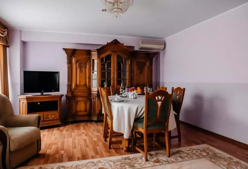 هتل Derzhavinskaya-tambov