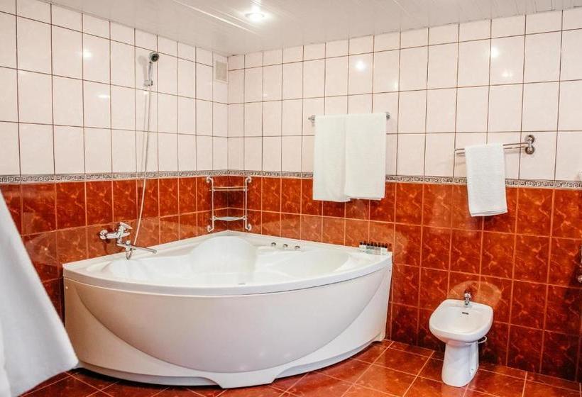 هتل Derzhavinskaya-tambov