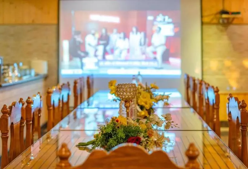 Hotel Mirage