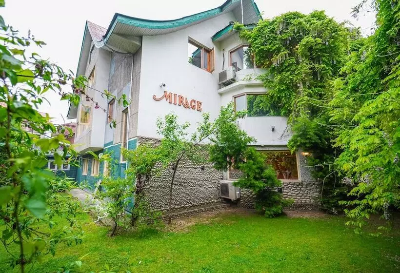 Hotel Mirage