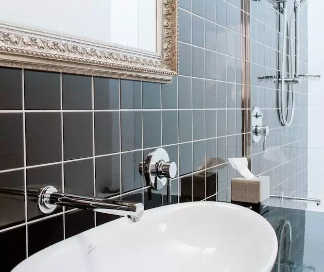 汽车旅馆 Alexandra Place