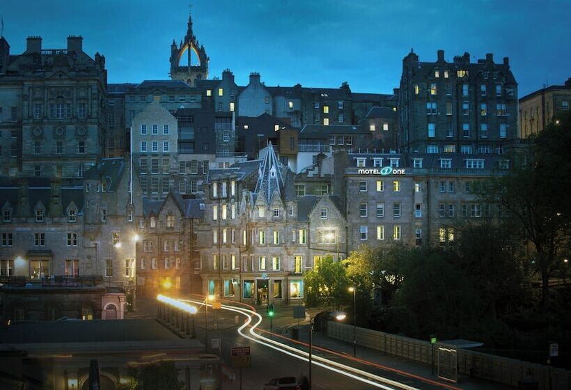 Motel One Edinburgh Royal
