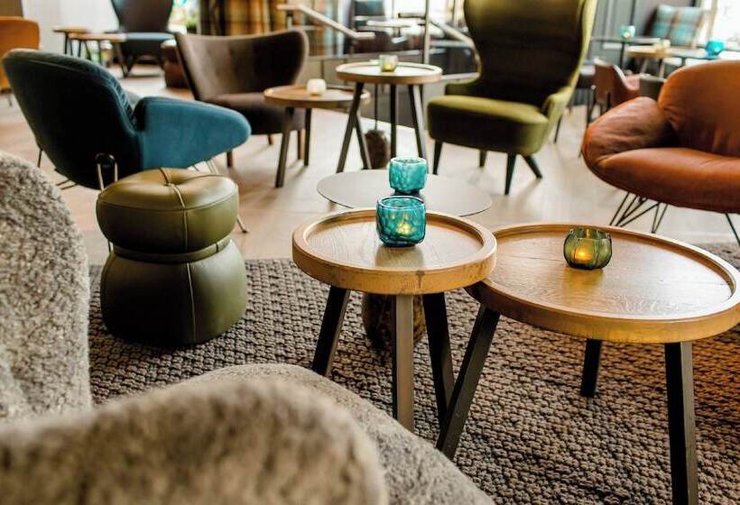 Motel One Edinburgh Royal