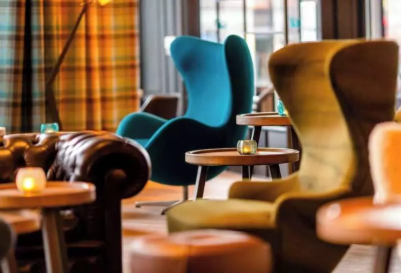 Motel One Edinburgh Royal