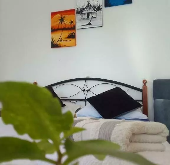 Retkeilymaja Ocean Surf Lodge