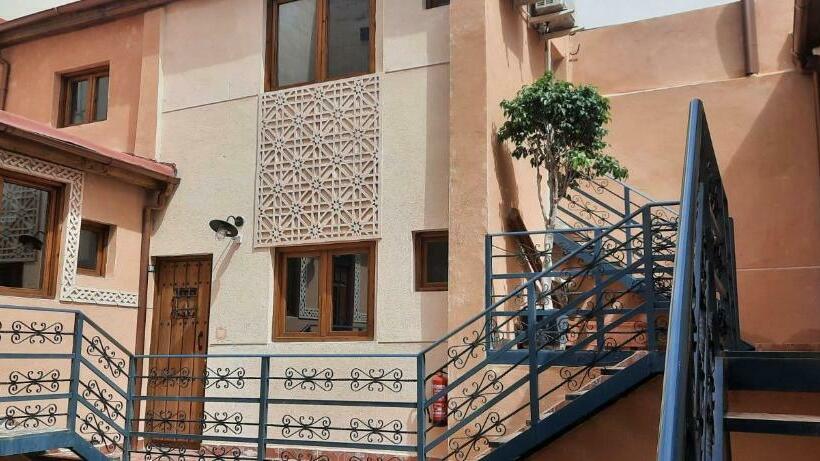 리아드 La Casa Morisca