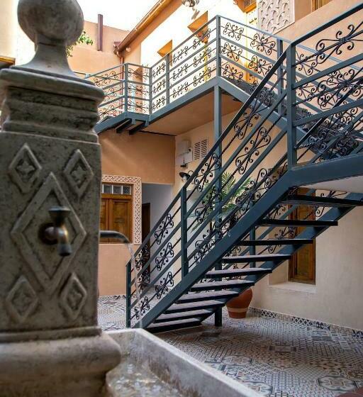 리아드 La Casa Morisca