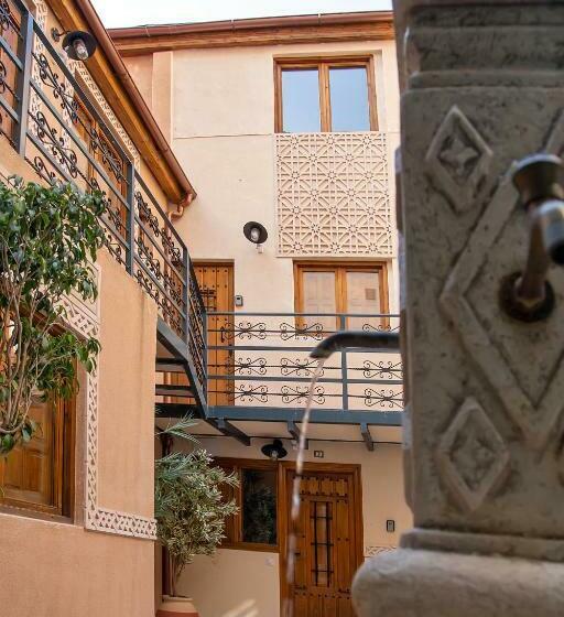 리아드 La Casa Morisca