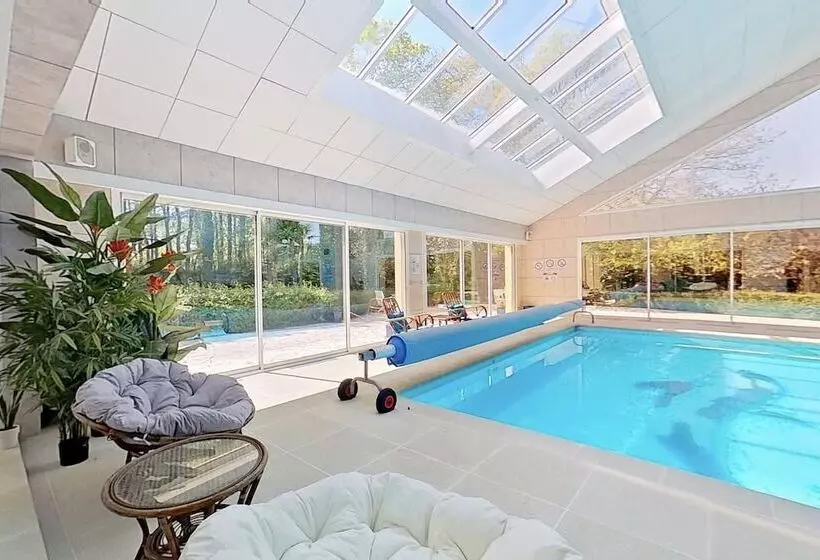 Majatalo Les Jardins De La Muse, Piscine Couverte, Spa Et Fitness