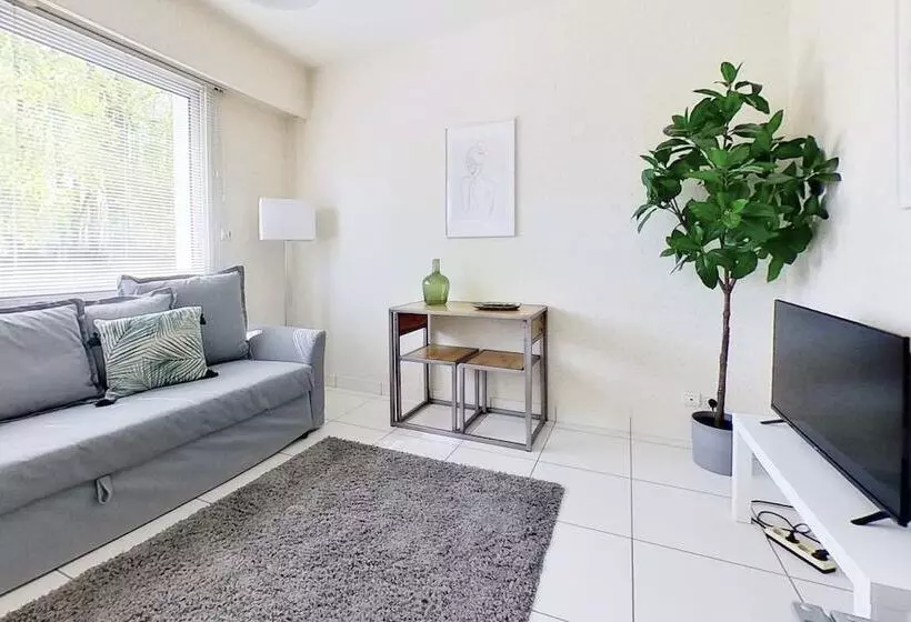 Majatalo Les Jardins De La Muse, Piscine Couverte, Spa Et Fitness