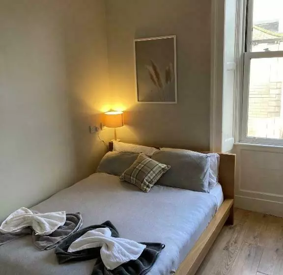 پانسیون Bloomfield  At Stayboom