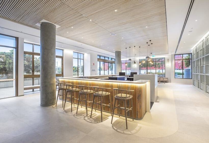 בית מלון כפרי Holiday Inn Express & Suites Sunshine Coast, An Ihg