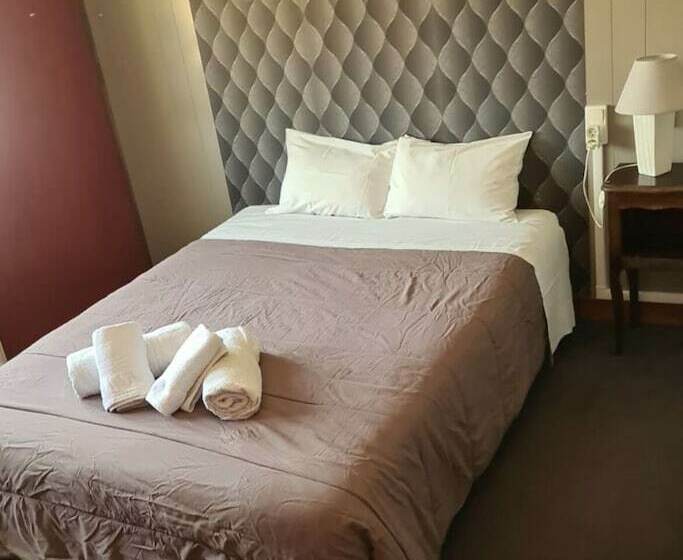 ホテル Hôtel Restaurant Le Picardie