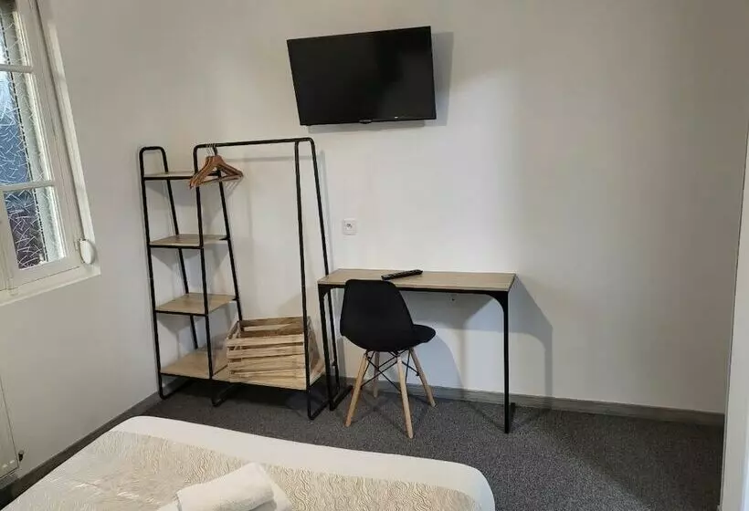 Hotelli Hôtel Restaurant Le Picardie