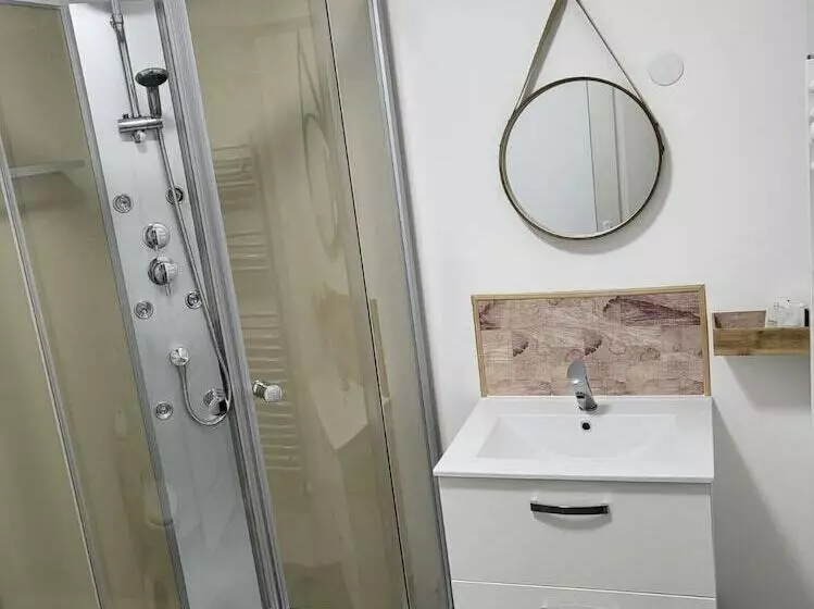 Hotelli Hôtel Restaurant Le Picardie