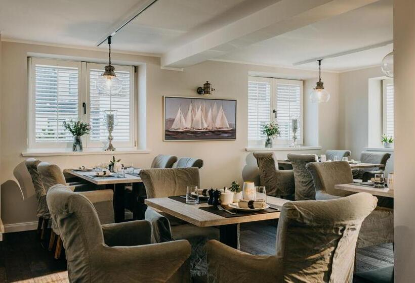 پانسیون Seaside 43