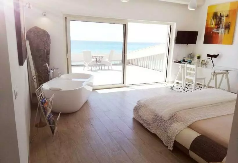 تختخواب و صبحانه Villa G&g Calabria