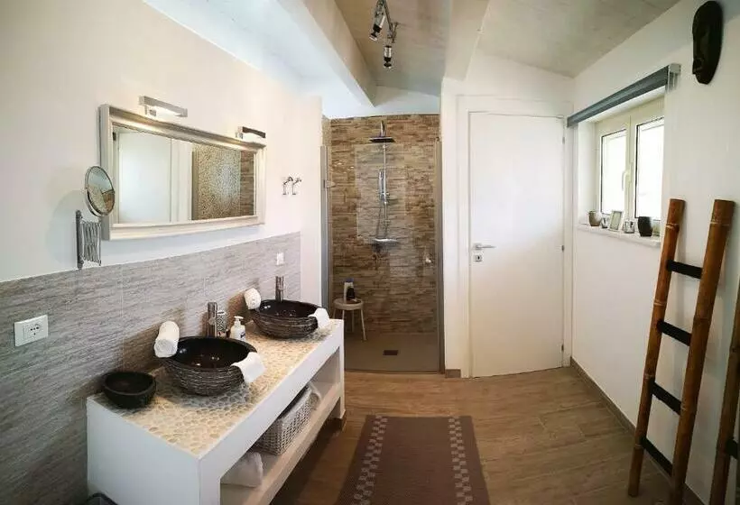 تختخواب و صبحانه Villa G&g Calabria