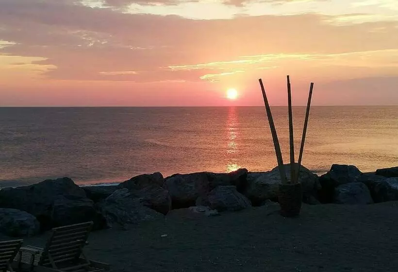تختخواب و صبحانه Villa G&g Calabria