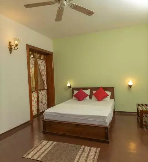 Hotel Agra Kandy