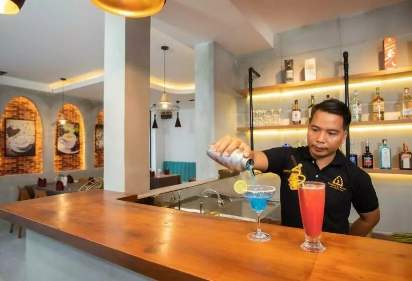 ホテル Cambana La Riviere Boutique