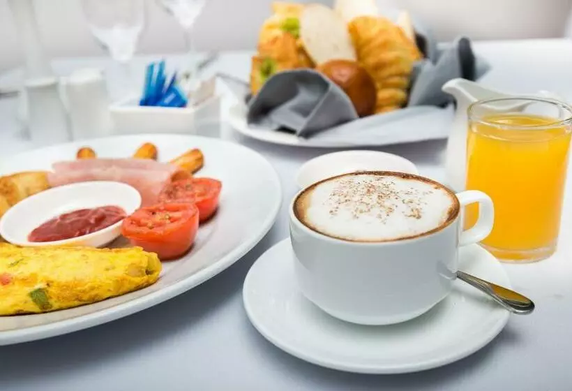 ホテル Cambana La Riviere Boutique