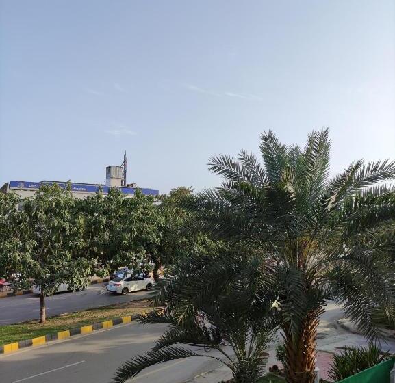 پانسیون Sunrise Rest House