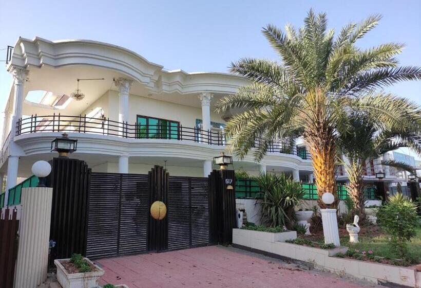 پانسیون Sunrise Rest House