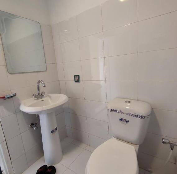 پانسیون Sunrise Rest House