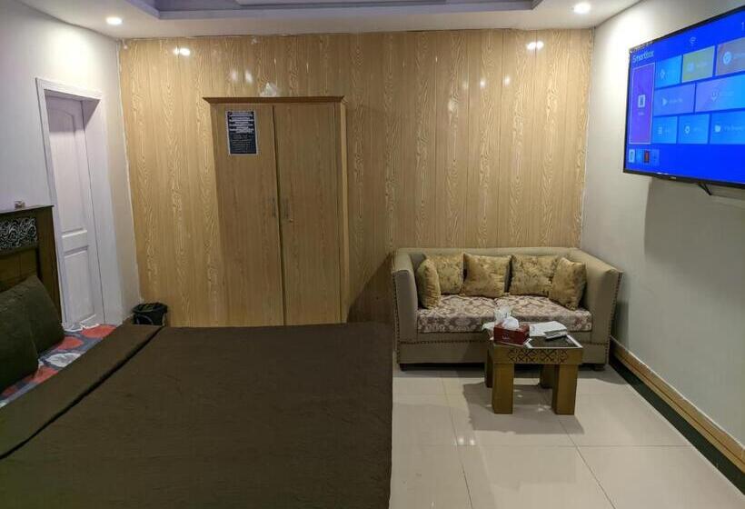 پانسیون Sunrise Rest House