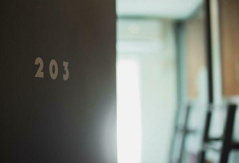 旅馆 Orange County Guest House