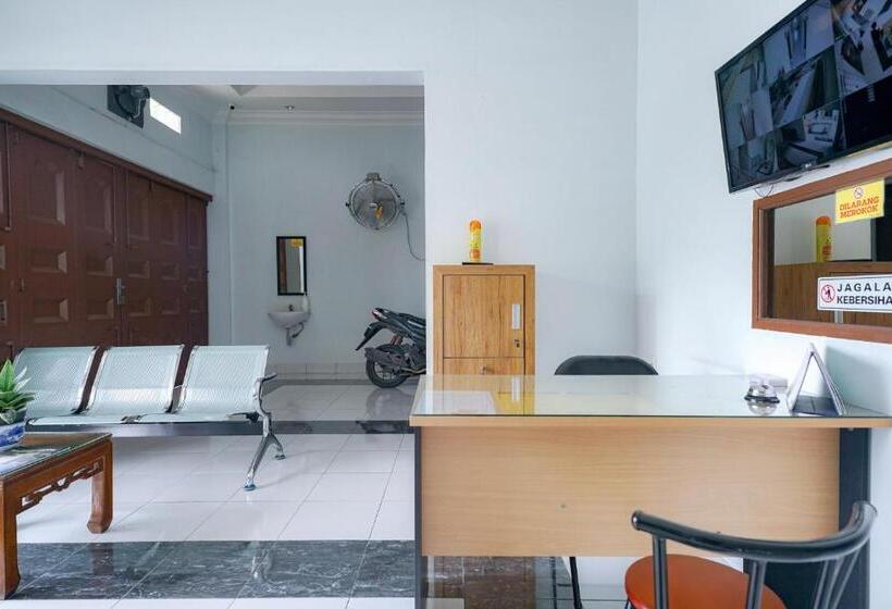 ホテル Koolkost @ Jalan Gaperta Medan