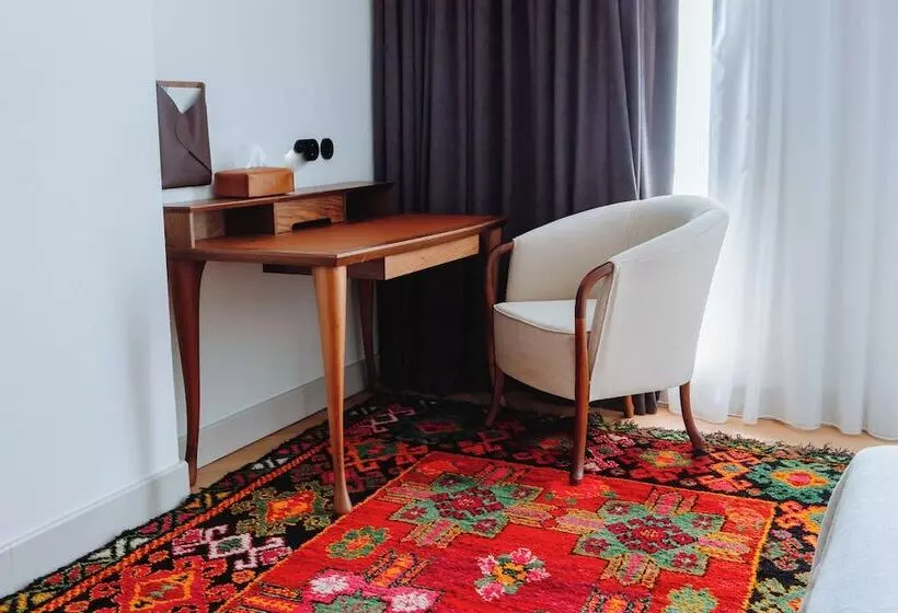 هتل Pana Boutique