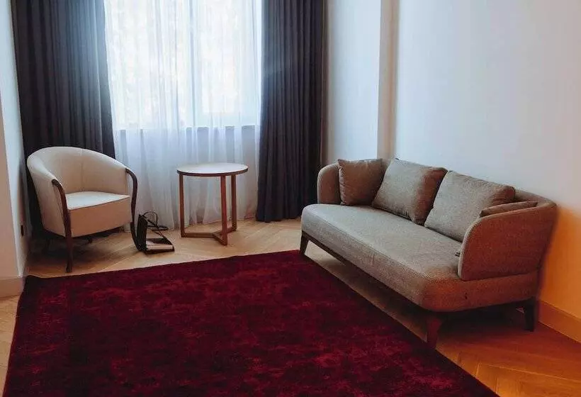 هتل Pana Boutique