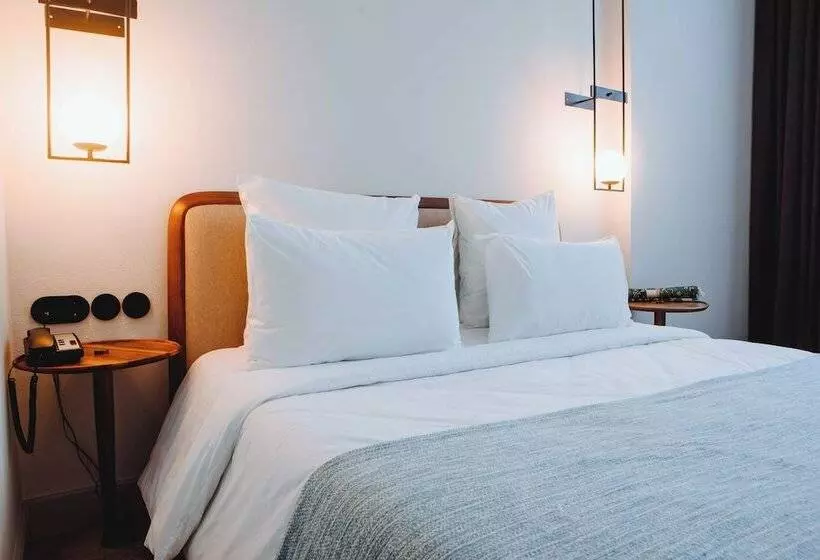 هتل Pana Boutique