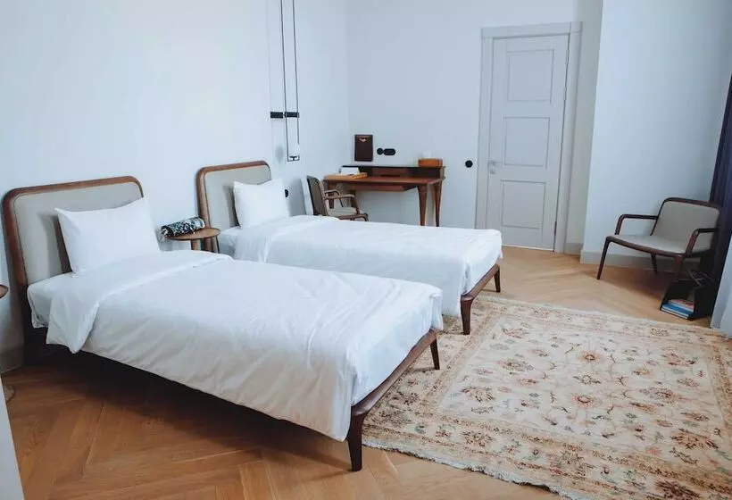 هتل Pana Boutique