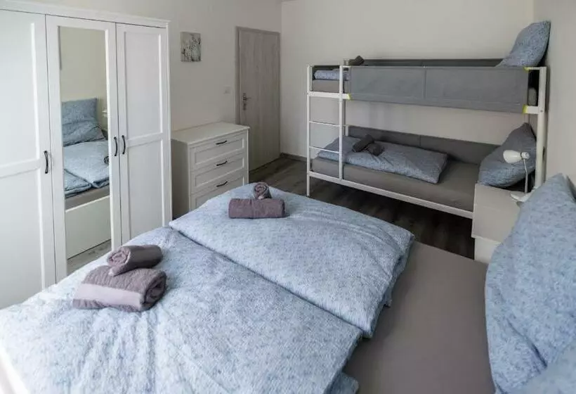 پانسیون Penzion Na Obci Třeboň