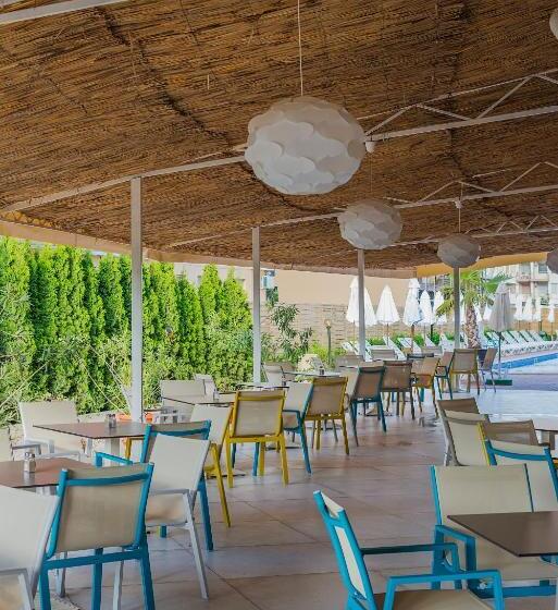 هتل Calypso Apartments