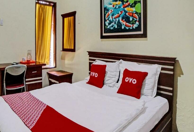 ホテル Reddoorz Near Rs Setiabudi Medan