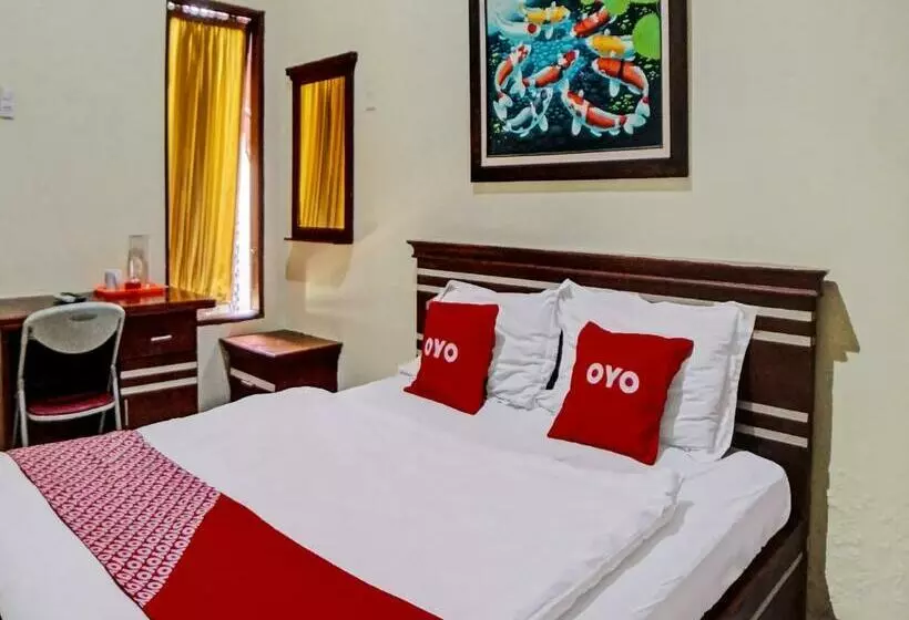 Hotelli Reddoorz Near Rs Setiabudi Medan