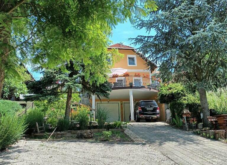 펜션 Hanna Bella Apartman Zalakaros