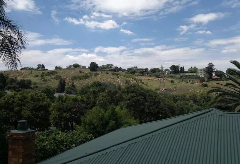 Bed and Breakfast Agterplaas Guesthouse Pty Ltd