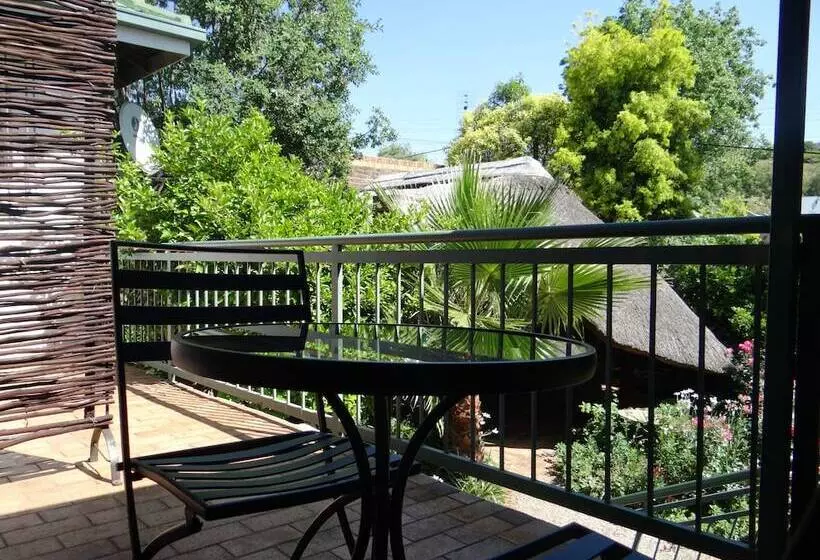 Bed and Breakfast Agterplaas Guesthouse Pty Ltd