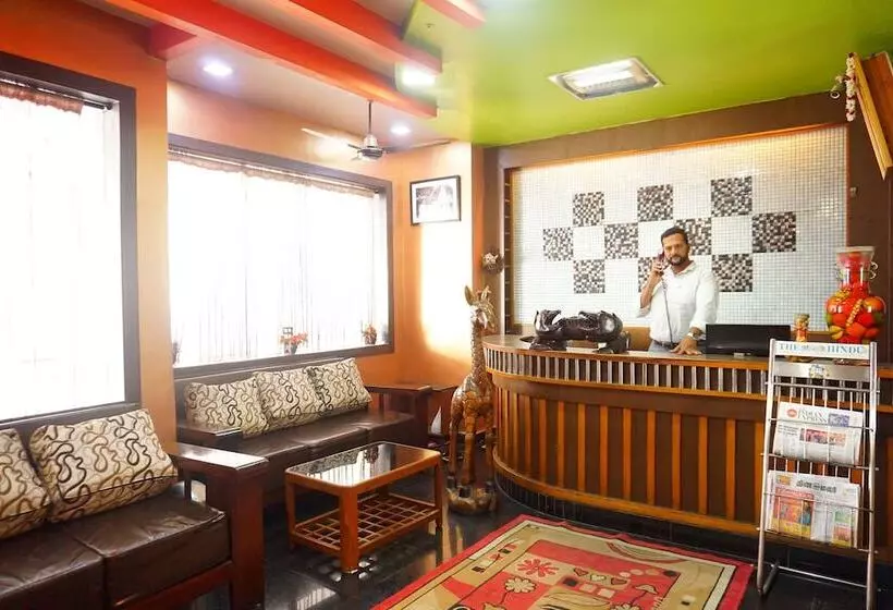 هتل Annai Residence