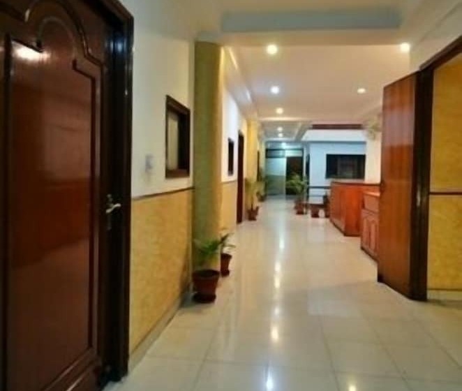 Отель City Plaza 17