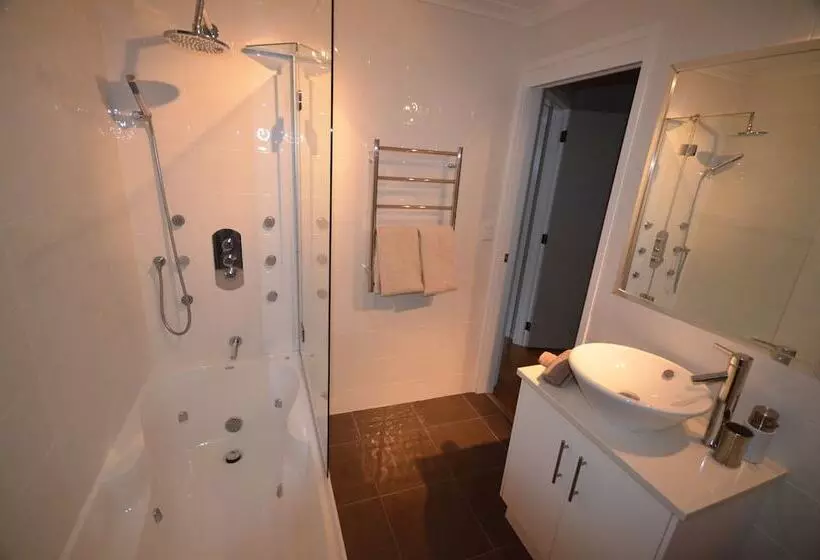 هتل Cumberland Resort And Spa