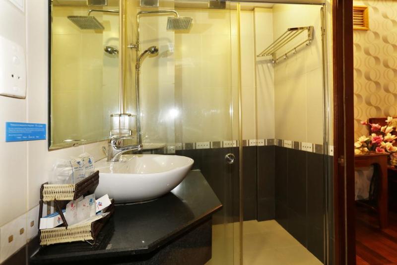 Duc Vuong Saigon Hotel   Bui Vien