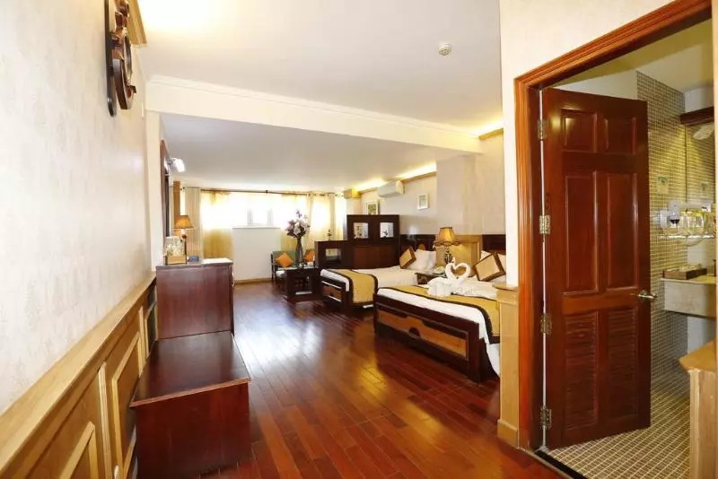 Duc Vuong Saigon Hotel   Bui Vien