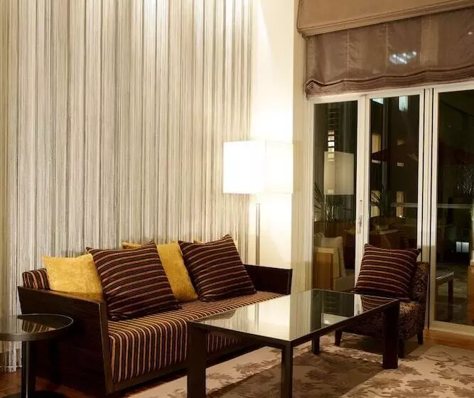 Koko Hotel Kobe Sannomiya