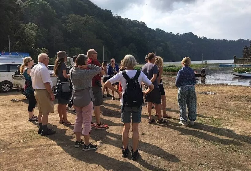 호텔 Made Oka Homestay And Warung